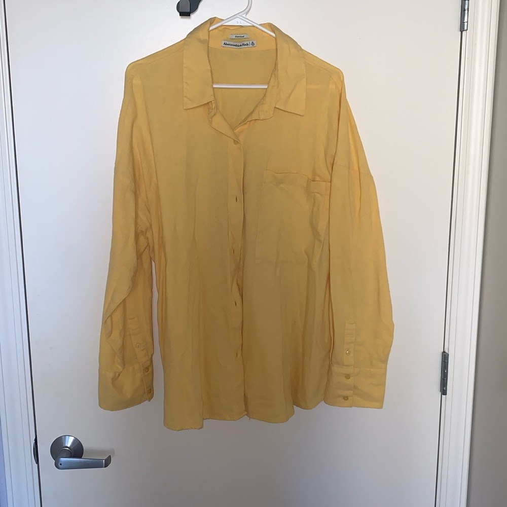 Abercrombie & Fitch women’s top